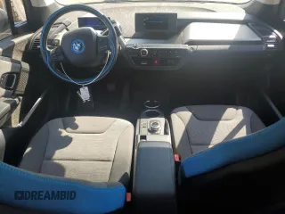 2017 BMW i3 z VIN WBY1Z8C35HV894511, wystawiony jako Copart lot #53789445 z przebiegiem 41 239 mil mil oraz Szkody całkowita. Historia ofert i sprzedaży dostępna na DreamBid. Obrazek 8.