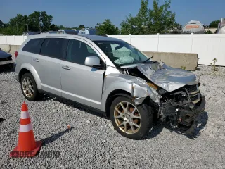 2012 Dodge Journey SXT with VIN 3C4PDCBG4CT164468, listed as a Copart auction lot 60229395 with Not provided miles and Salvage title. Bid and sale history available at DreamBid. Image 4.