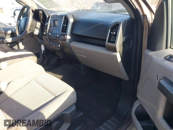 2018 Ford F-150 XL with VIN 1FTEW1E50JFC64090, listed as a IAAI auction lot 41738505 with 185,618 mi miles. Bid and sale history available at carsss.com. Image 5.