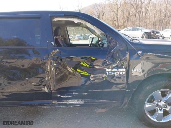 2019 Ram 1500 Classic Big Horn with VIN 1C6RR7LT6KS691190, listed as a IAAI auction lot 41845200 with 93,918 mi miles. Bid and sale history available at carsss.com. Image 18.