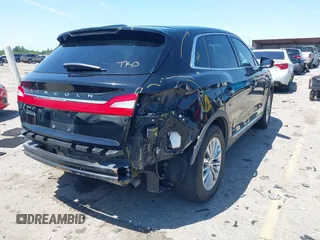 2017 Lincoln MKX Select z VIN 2LMPJ6KR2HBL50153, wystawiony jako IAAI lot #42187451 z przebiegiem 66 385 mil mil oraz . Historia ofert i sprzedaży dostępna na DreamBid. Obrazek 4.