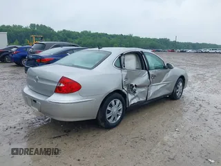 2008 Buick LaCrosse CX with VIN 2G4WC582981169384, listed as a IAAI auction lot 42385136 with 101,504 mi miles and . Bid and sale history available at DreamBid. Image 4.