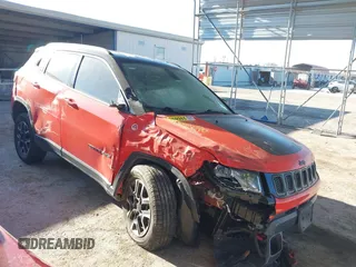 2020 Jeep Compass Trailhawk with VIN 3C4NJDDBXLT239116, listed as a IAAI auction lot 41402449 with 38,021 mi miles and . Bid and sale history available at carsss.com. Image 1.