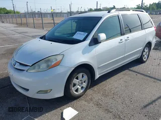 2008 Toyota Sienna XLE with VIN 5TDZK22C98S174887, listed as a IAAI auction lot 42705255 with 308,020 mi miles and . Bid and sale history available at DreamBid. Image 2.
