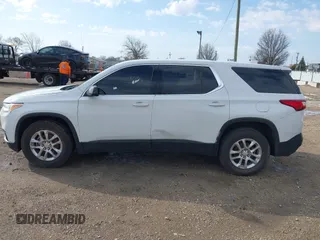 2020 Chevrolet Traverse LS with VIN 1GNEVFKW8LJ185870, listed as a IAAI auction lot 41415934 with 69,993 mi miles. Bid and sale history available at carsss.com. Image 13.
