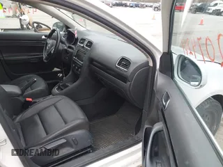 2014 Volkswagen Jetta SportWagen TDI with VIN 3VWML7AJ5EM601267, listed as a IAAI auction lot 42074261 with 155,310 mi miles. Bid and sale history available at carsss.com. Image 5.