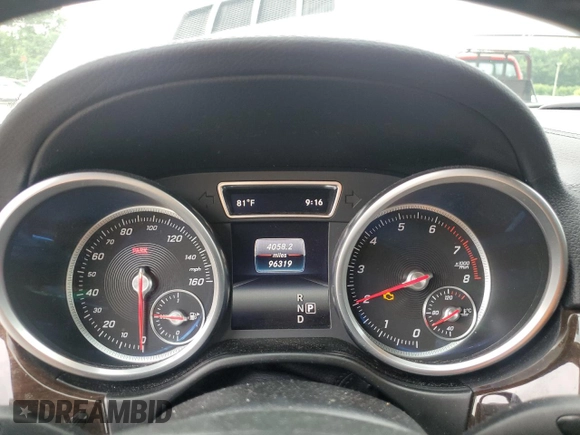 2017 Mercedes-Benz GLS 450 z VIN 4JGDF6EE2HA797022, wystawiony jako Copart lot #62583815 z przebiegiem 96 319 mil mil oraz Szkoda całkowita • Salvage title. Historia ofert i sprzedaży dostępna na DreamBid. Obrazek 9.
