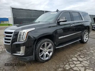 2017 Cadillac Escalade Luxury z VIN 1GYS4BKJXHR357895, wystawiony jako Copart lot #56396535 z przebiegiem 121 127 mil mil oraz Tytuł czysty. Historia ofert i sprzedaży dostępna na DreamBid. Obrazek 1.