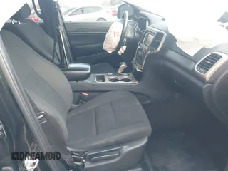 2016 Jeep Grand Cherokee Laredo z VIN 1C4RJEAG8GC455104, wystawiony jako IAAI lot #41101567 z przebiegiem 142 194 mil mil oraz . Historia ofert i sprzedaży dostępna na DreamBid. Obrazek 5.