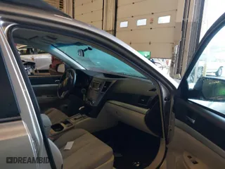 2014 Subaru Outback 2.5i Premium with VIN 4S4BRBCC6E3323986, listed as a IAAI auction lot 41622049 with 130,662 mi miles. Bid and sale history available at carsss.com. Image 5.