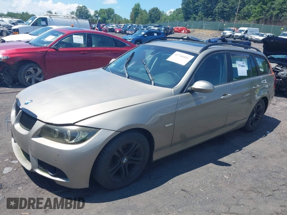 2008 BMW 3 Series 328xi z VIN WBAVT73588FZ37374, wystawiony jako IAAI lot #42746081 z przebiegiem 217 303 mil mil oraz . Historia ofert i sprzedaży dostępna na DreamBid. Obrazek 2.