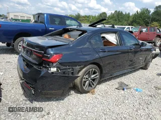 2020 BMW 7 Series 740i xDrive with VIN WBA7T4C01LCD47106, listed as a Copart auction lot 70770354 with 388 mi miles and Salvage title. Bid and sale history available at DreamBid. Image 3.
