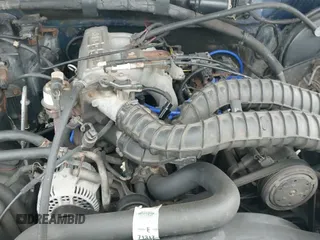 1994 Ford F-150 z VIN 1FTEX14H3RKA60850, wystawiony jako IAAI lot #42787942 z przebiegiem 143 624 mil mil oraz . Historia ofert i sprzedaży dostępna na DreamBid. Obrazek 13.