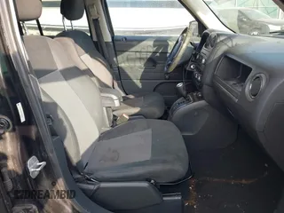 2011 Jeep Patriot Sport with VIN 1J4NT1GA5BD103535, listed as a IAAI auction lot 41018860 with 172,168 mi miles and . Bid and sale history available at carsss.com. Image 5.