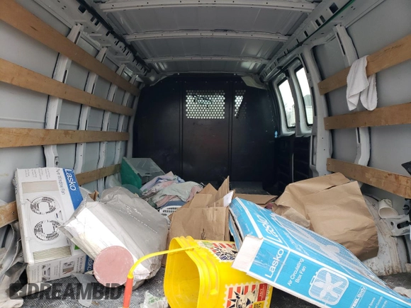 2021 Chevrolet Express Cargo с VIN 1GCWGAFP1M1218139, выставлен на аукционе Copart как лот 43966525 с пробегом 47 417 миль миль и Списание • Salvage title. История ставок и продаж доступна на DreamBid. Изображение 10.