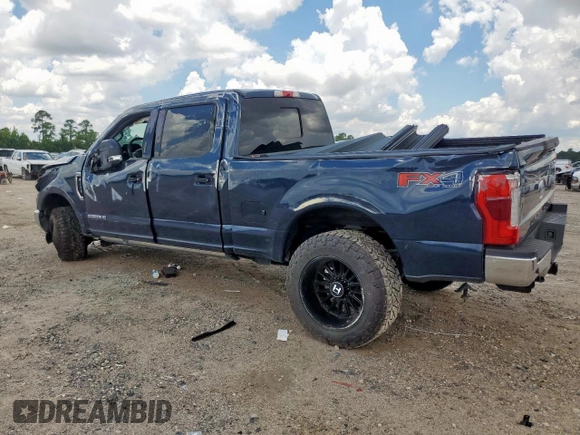 2018 Ford F-250 XL with VIN 1FT7W2BT8JEC38747, listed as a Copart auction lot 62722925 with 155,078 mi miles and Clean title. Bid and sale history available at DreamBid. Image 2.