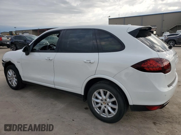 2013 Porsche Cayenne Diesel z VIN WP1AF2A29DLA24699, wystawiony jako Copart lot #52603275 z przebiegiem 99 387 mil mil oraz Szkoda całkowita • Salvage title. Historia ofert i sprzedaży dostępna na DreamBid. Obrazek 2.