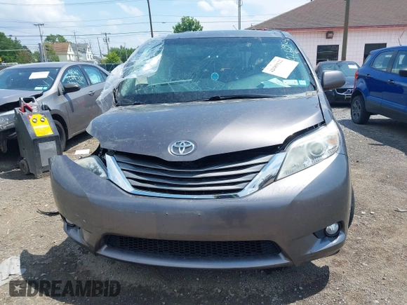 2014 Toyota Sienna XLE с VIN 5TDYK3DC8ES451829, выставлен на аукционе IAAI как лот 42689122 с пробегом 104 729 миль миль и . История ставок и продаж доступна на DreamBid. Изображение 12.