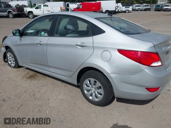 2016 Hyundai Accent SE z VIN KMHCT4AE0GU020544, wystawiony jako IAAI lot #41922723 z przebiegiem 96 718 mil mil oraz . Historia ofert i sprzedaży dostępna na DreamBid. Obrazek 3.