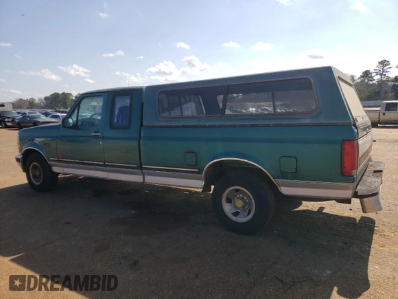 1996 Ford F-150 with VIN 1FTEX15H5TKA45899, listed as a Copart auction lot 44412295 with 225,651 mi miles and Salvage Title. Bid and sale history available at carsss.com. Image 2.