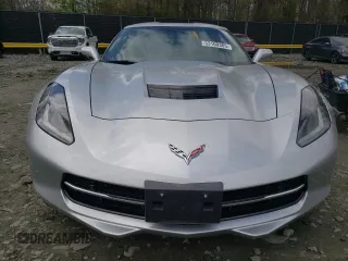 2017 Chevrolet Corvette 3LT z VIN 1G1YF2D78H5114503, wystawiony jako Copart lot #53100385 z przebiegiem 19 329 mil mil oraz Szkoda całkowita • Salvage title. Historia ofert i sprzedaży dostępna na DreamBid. Obrazek 5.
