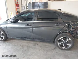 2021 Hyundai Elantra SEL with VIN 5NPLN4AG8MH029708, listed as a IAAI auction lot 41613231 with 68,802 mi miles. Bid and sale history available at carsss.com. Image 14.