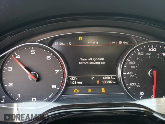 2015 Audi A8 3.0T with VIN WAU3GAFD1FN000655, listed as a Copart auction lot 52792305 with 133,387 mi miles and Salvage Title. Bid and sale history available at DreamBid. Image 9.