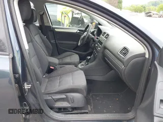 2013 Volkswagen Golf z VIN WVWDA7AJ6DW119673, wystawiony jako IAAI lot #42298935 z przebiegiem 165 674 mil mil oraz . Historia ofert i sprzedaży dostępna na DreamBid. Obrazek 5.