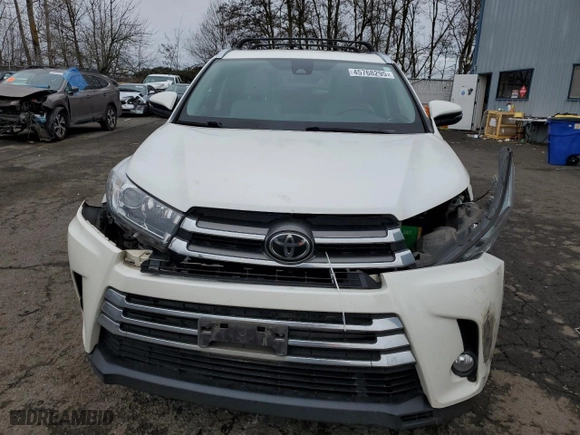 2017 Toyota Highlander Limited with VIN 5TDDZRFH2HS390665, listed as a Copart auction lot 45768295 with 151,610 mi miles and Salvage Title. Bid and sale history available at carsss.com. Image 5.