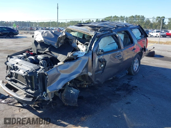 2011 GMC Yukon SLT z VIN 1GKS2CE06BR139825, wystawiony jako IAAI lot #40646382 z przebiegiem Nie podano mil oraz . Historia ofert i sprzedaży dostępna na DreamBid. Obrazek 2.