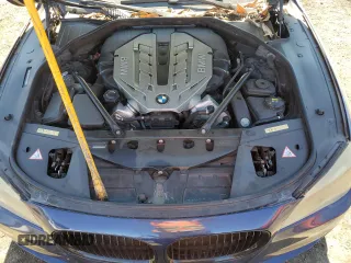 2009 BMW 7 Series 750i z VIN WBAKA83509CY35388, wystawiony jako Copart lot #63561984 z przebiegiem 166 068 mil mil oraz Szkoda całkowita • Salvage title. Historia ofert i sprzedaży dostępna na DreamBid. Obrazek 11.