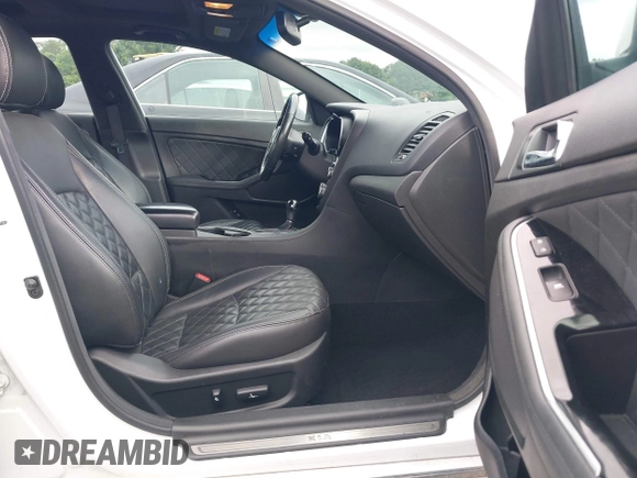 2015 Kia Optima SX Turbo with VIN 5XXGR4A69FG443396, listed as a IAAI auction lot 42464162 with 118,094 mi miles and . Bid and sale history available at DreamBid. Image 5.