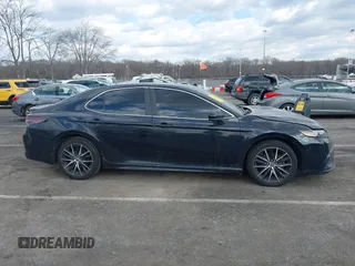 2021 Toyota Camry SE Nightshade with VIN 4T1G11AK6MU488155, listed as a IAAI auction lot 41394539 with 53,577 mi miles. Bid and sale history available at carsss.com. Image 13.