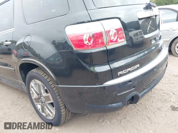 2011 GMC Acadia Denali with VIN 1GKKVTED9BJ412734, listed as a IAAI auction lot 40411945 with Not Provided miles. Bid and sale history available at carsss.com. Image 6.
