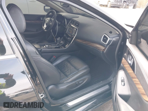 2016 Nissan Maxima 3.5 SV with VIN 1N4AA6AP2GC388167, listed as a IAAI auction lot 41790139 with 91,434 mi miles. Bid and sale history available at carsss.com. Image 5.