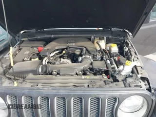 2018 Jeep Wrangler Unlimited Sahara z VIN 1C4HJXEG5JW194523, wystawiony jako IAAI lot #42056557 z przebiegiem 71 141 mil mil oraz . Historia ofert i sprzedaży dostępna na DreamBid. Obrazek 10.
