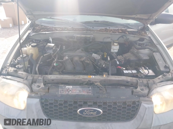 2005 Ford Escape XLT with VIN 1FMYU03145KA40360, listed as a IAAI auction lot 42511276 with 151,269 mi miles and . Bid and sale history available at DreamBid. Image 6.