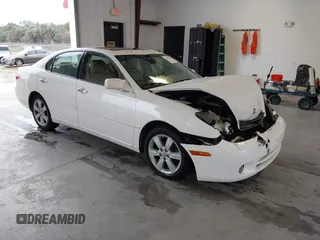 2005 Lexus ES 330 with VIN JTHBA30G855068530, listed as a IAAI auction lot 41643478 with 230,758 mi miles. Bid and sale history available at carsss.com. Image 1.