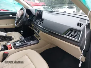 2022 Audi Q5 S line Premium z VIN WA1GAAFY2N2094208, wystawiony jako IAAI lot #42672467 z przebiegiem 26 301 mil mil oraz . Historia ofert i sprzedaży dostępna na DreamBid. Obrazek 5.
