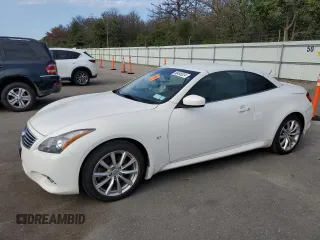 2014 Infiniti Q60 with VIN JN1CV6FE0EM901487, listed as a Copart auction lot 68493024 with 104,077 mi miles and Salvage Title. Bid and sale history available at DreamBid. Image 1.