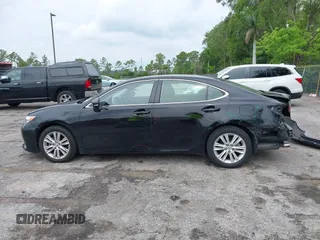 2014 Lexus ES 330 с VIN JTHBK1GG1E2092340, выставлен на аукционе IAAI как лот 42403096 с пробегом 163 543 миль миль и . История ставок и продаж доступна на DreamBid. Изображение 15.