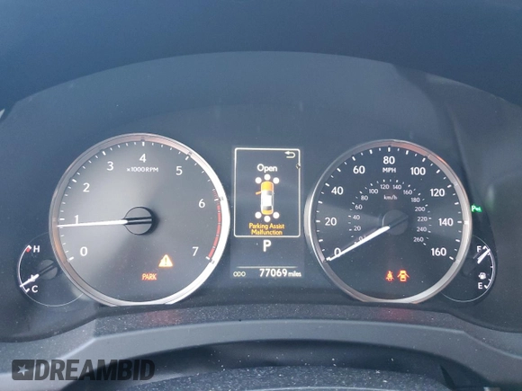 2020 Lexus IS 300 z VIN JTHDA1D28L5107545, wystawiony jako Copart lot #63465345 z przebiegiem 77 069 mil mil oraz Szkoda całkowita • Salvage title. Historia ofert i sprzedaży dostępna na DreamBid. Obrazek 9.