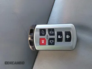 2017 Toyota Sienna XLE Auto Access Seat with VIN 5TDYZ3DC2HS805845, listed as a IAAI auction lot 41456888 with 138,475 mi miles and . Bid and sale history available at DreamBid. Image 11.