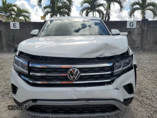 2021 Volkswagen Atlas SE with VIN 1V2WE2CA9MC233518, listed as a Copart auction lot 44737275 with 60,228 mi miles and Salvage title. Bid and sale history available at DreamBid. Image 5.