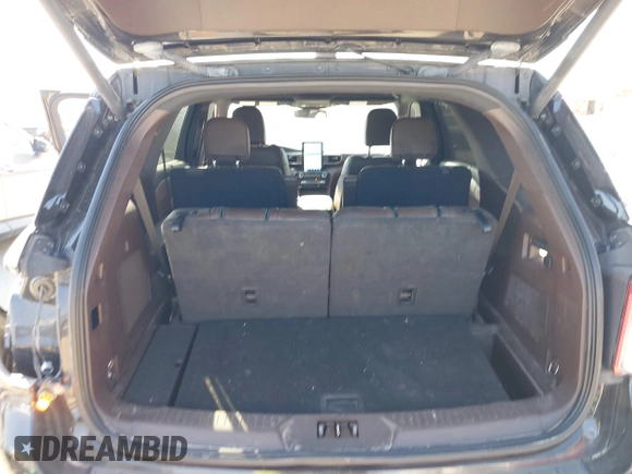 2022 Ford Explorer King Ranch z VIN 1FM5K8LCXNGA14552, wystawiony jako IAAI lot #40957270 z przebiegiem 50 460 mil mil oraz . Historia ofert i sprzedaży dostępna na DreamBid. Obrazek 8.