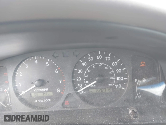 1999 Chevrolet Prizm z VIN 1Y1SK5280XZ445777, wystawiony jako IAAI lot #42138329 z przebiegiem 228 719 mil mil oraz . Historia ofert i sprzedaży dostępna na DreamBid. Obrazek 7.