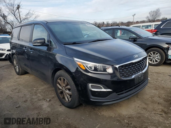 2019 Kia Sedona EX with VIN KNDMB5C19K6517665, listed as a Copart auction lot 85963624 with 102,400 mi miles and Clean Title. Bid and sale history available at carsss.com. Image 4.