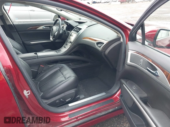 2014 Lincoln MKZ z VIN 3LN6L2J9XER806263, wystawiony jako IAAI lot #41794501 z przebiegiem 96 845 mil mil oraz . Historia ofert i sprzedaży dostępna na DreamBid. Obrazek 5.