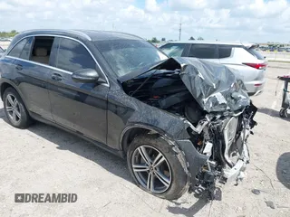 2020 Mercedes-Benz GLC 300 с VIN WDC0G8DB5LF715700, выставлен на аукционе IAAI как лот 42135225 с пробегом 42 423 миль миль и . История ставок и продаж доступна на DreamBid. Изображение 1.