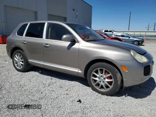 2004 Porsche Cayenne Turbo with VIN WP1AC29P14LA90088, listed as a Copart auction lot 67397604 with 193,324 mi miles and Salvage Title. Bid and sale history available at carsss.com. Image 4.